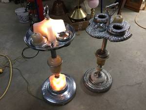lot 316 image: 2 MCM Deco Light-Up Smoking Stands - Cadmium Glass