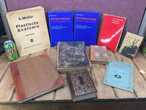 lot 125 image: Vintage & Old Books - French - Greek - German - English