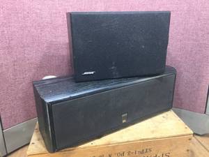 lot 149 image: Bose & JBL Speakers - Model 21 & JBL Center