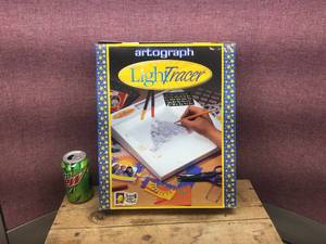 lot 157 image: Artograph LightTracer