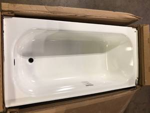 lot 12 image: Bootz Industries Aloha 60 in. x 30 in. Soaking Bathtub with Right Drain in White Damaged   Customer Returns See Pictures