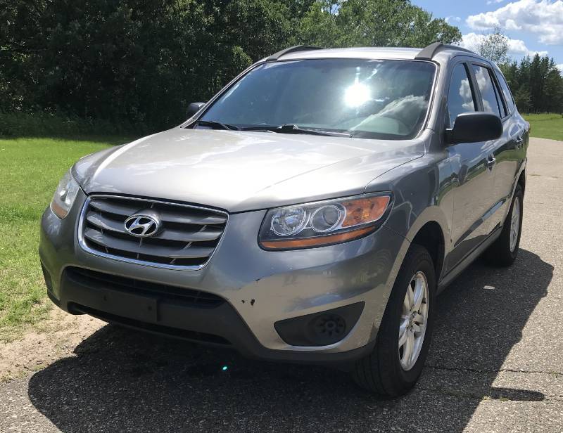 lot 2 image: 2011 Hyundai Santa Fe GLS AWD