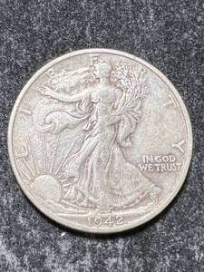 lot 23 image: 1942-S US WALKING LIBERTY HALF DOLLAR