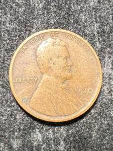 lot 28 image: 1910-S US WHEAT CENT VG