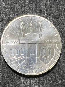 lot 67 image: 1984-S US COMMEM SILVER DOLLAR
