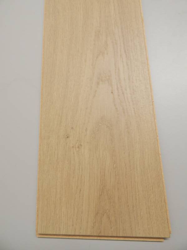 lot 18 image: Mohawk Laminate Wood Flooring - Color Shandon Oak