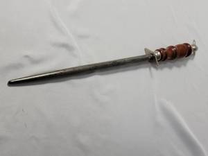 lot 22 image: Rare F-DICK 18long Brass BullHead Honing Sharpening Steel - Vintage from 1873-1940s,  Made in Germany