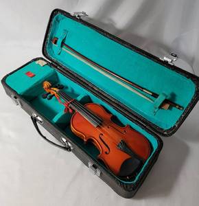 Vintage Small Cremona Fecit Anno Domini 19 Violin and Bow With Case .  Case is in great shape.