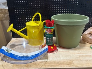 lot 41 image: Outdoor Items