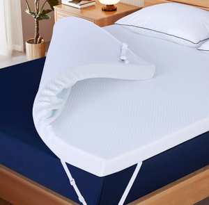 lot 237 image: Brand New 3 Inch Gel Memory Foam Mattress Topper Queen Size High Density Cooling Pad Pressure Relief Bed Topper $139.99 Retail
