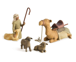 lot 254 image: Brand New Williow Tree Shepherd and Stable Animals 4 Sculpted Hand Painted Figures $94.50 Retail