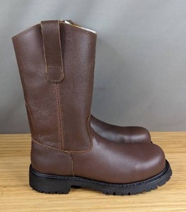 lot 321 image: Brand New Legend Safety Size 8 Roper Boots 11 $119.99 Retail