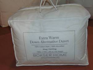 lot 3 image: Extra Warm Down Alternative Duvet Comforter Insert by King - Cal King UPC 810098936736