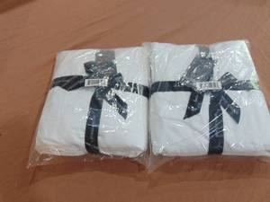 lot 15 image: 2 Pack KING White  100% Cotton Sateen Fitted Sheet Separate  BOKSER HOME