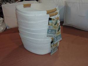 lot 23 image: 6 Pack Members Mark Rope Basket - White 15x12x6