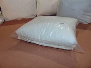 lot 36 image: French Linen Box Stitch Quilt King-Cal-King - Cream