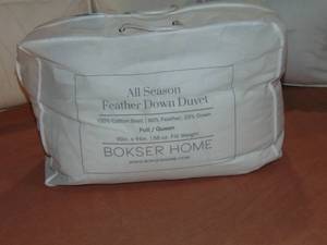 lot 69 image: All Season 700 Fill Power Luxury Down Duvet Comforter Insert Qween