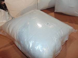 lot 74 image: Cal King pebble heather French Linen Comforter & Sham Set  BOKSER HOME