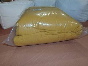 lot 95 image: Honey Cal King French Linen Comforter & Sham Set
