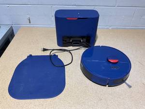 lot 238 image: Dustin Wi-Fi Connected Self-Emptying Robot Vacuum and Mop