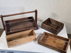 lot 103 image: Wooden Boxes and Handled Tray