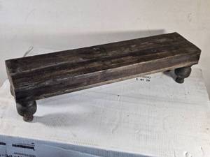 lot 135 image: Rustic Wood Riser with Turned Legs approximately 32 inches in length and 8 in height