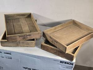 lot 138 image: Vintage Dwight R. Markey  from York, PA Wooden Produce Trays approximately 21 12 inches in length, 14 34 inches in width, and 3 14 inches in depth