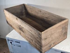 lot 139 image: Antique Wooden Crate Box approximately 38 inches in length, 15 12 inches in width, and 10 34 inches in height
