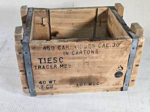 lot 161 image: Vintage Wooden Ammo Crate for .30 Caliber Tracer M25 Cartridges
