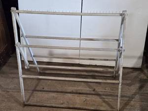 lot 184 image: Wooden Drying Rack