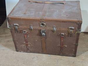 lot 185 image: Antique Wooden Trunk approximately 34 12 inches in length, 20 inches in width, and 24 inches in height.