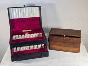 lot 191 image: Community Silverplate Flatware Case and Wooden Box