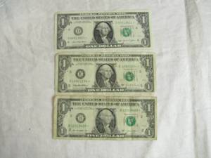 lot 64 image: Three One Dollar Star Notes Series 2021, 1995, and 2013