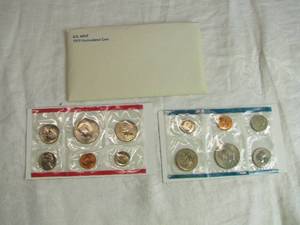 lot 72 image: U.S. Mint 1979 Uncirculated Coin Set