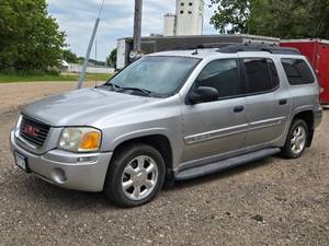lot 2 image: 2004 GMC Envoy