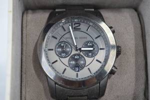 lot 17 image: Michael Kors Watch, Retail Price $275