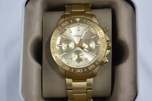 lot 18 image: Fossil Gold Tone Mens Watch with Box