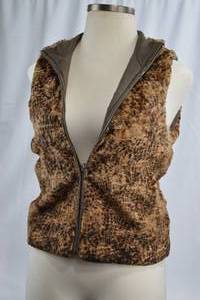 lot 43 image: Cedrics Reversible Fur Vest, Size M