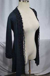 lot 82 image: Laura Hlavac Top Shirt