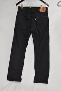 lot 144 image: Levis black jean pants