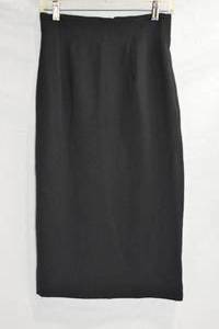 lot 149 image: Ungaro ter Skirt. 8. with tag.