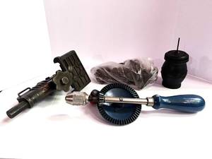 lot 42 image: Dixon Graph Air-Gun, Ridge Reamer, Stanley Handyman Drill, Cattle Head Lock Chain, and 3 Sargent Squares