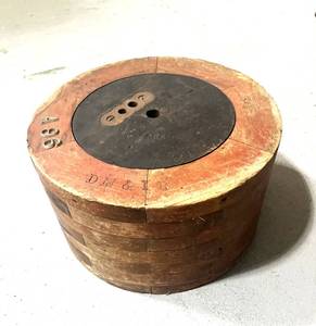 lot 62 image: Duluth Masabi & Iron Range Railway Split Wheel Belt Pulley