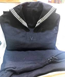 lot 61 image: WWII US Navy Wool Cracker Jack 2 Piece Uniform