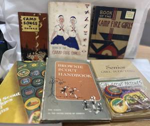 lot 55 image: Campfire Girls, Brownie & Girl Scout Books, Patches