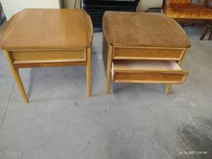 lot 33 image: (2) Vintage Wooden End Tables