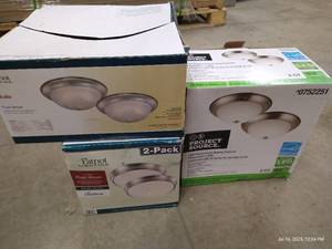 lot 71 image: (3) Light Fixtures