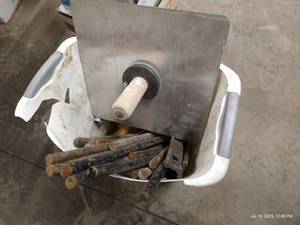 lot 73 image: Misc Metal Lot