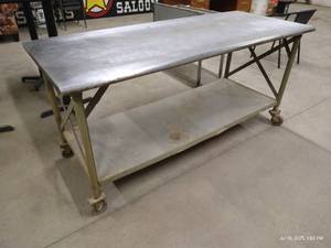 lot 86 image: Rolling Stainless Steel CounterTable