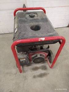 lot 90 image: Porter-Cable 5500 Watt Generator
